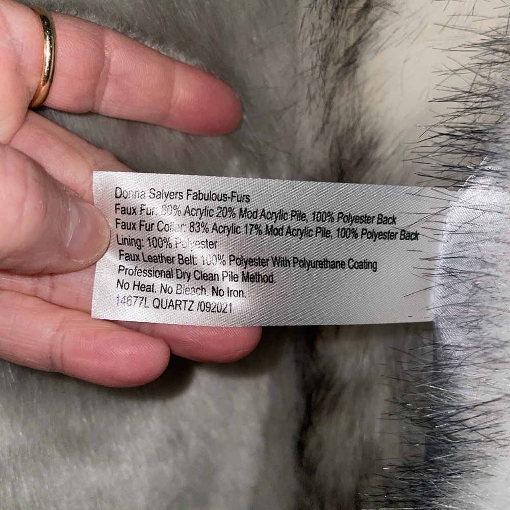 DONNA SALYERS FABULOUS FURS LUXE FAUX FUR COAT In QUARTZ BELTED SZ S NWOT - Picture 8 of 10